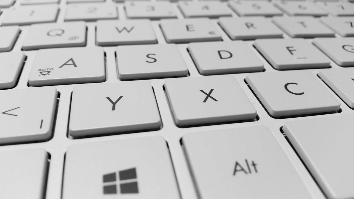 keyboard-computer-keys-white