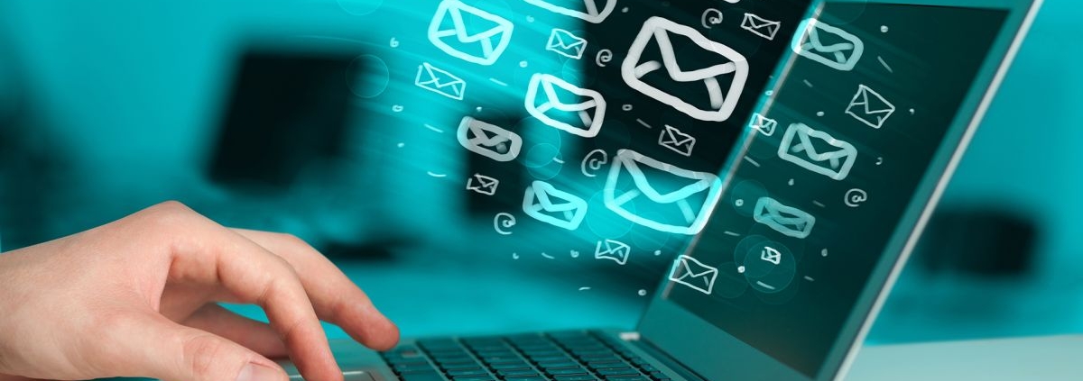 WordPress не рассылает электронные письма, как решить эту проблему? 1 email-laptop-computer-marketing-ss-1920
