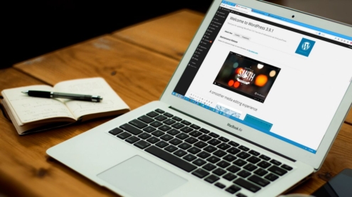 wordpress-themes-gold-coast-feature